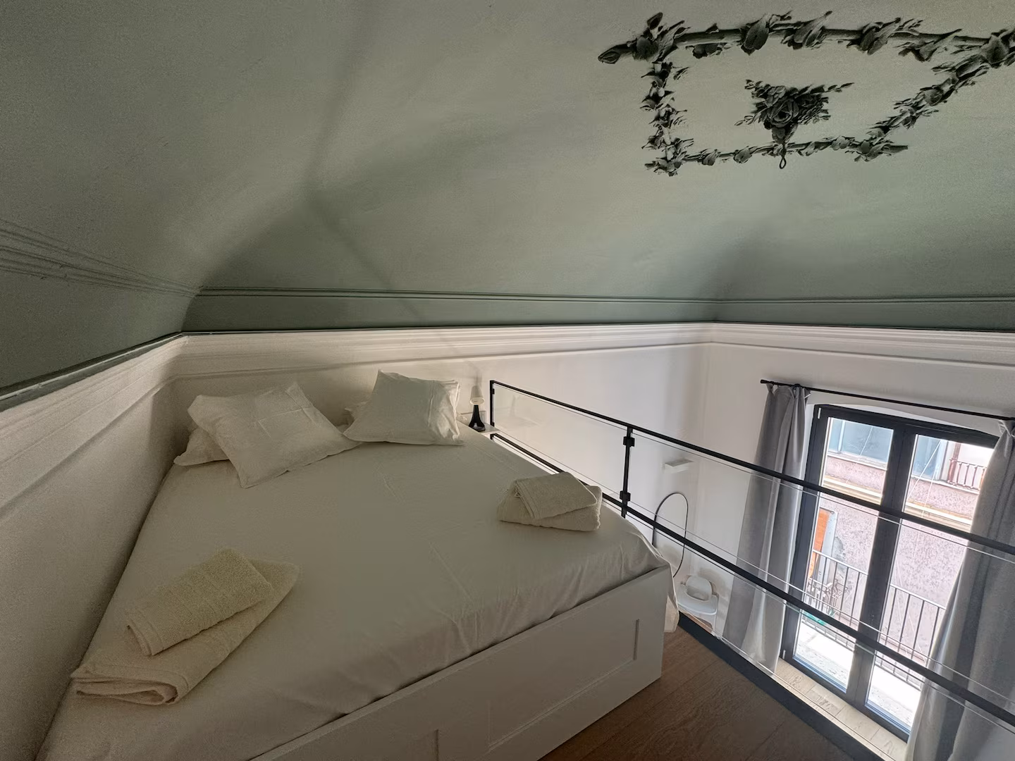 Splendid Apartment Picture