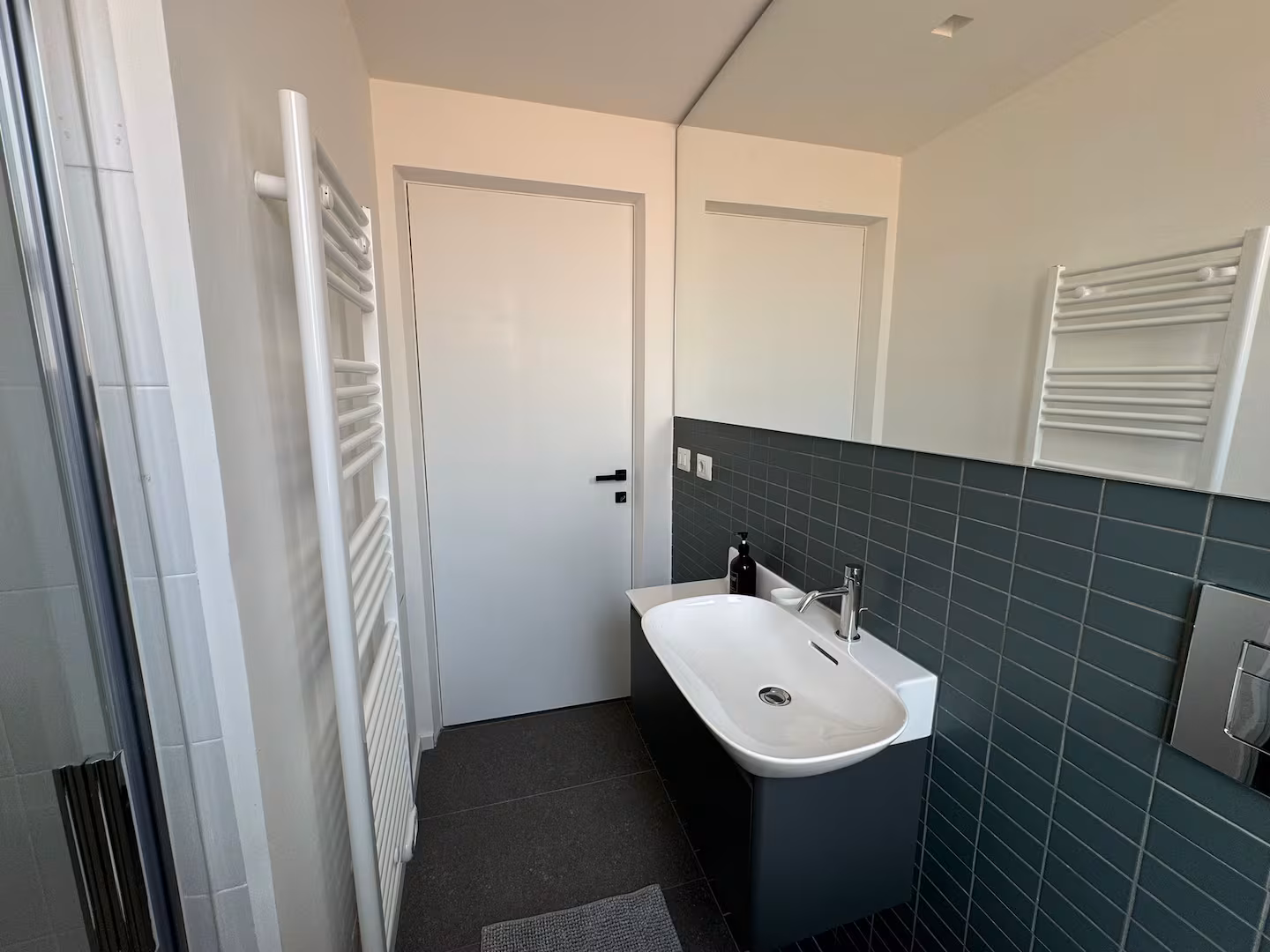 Splendid Apartment Picture