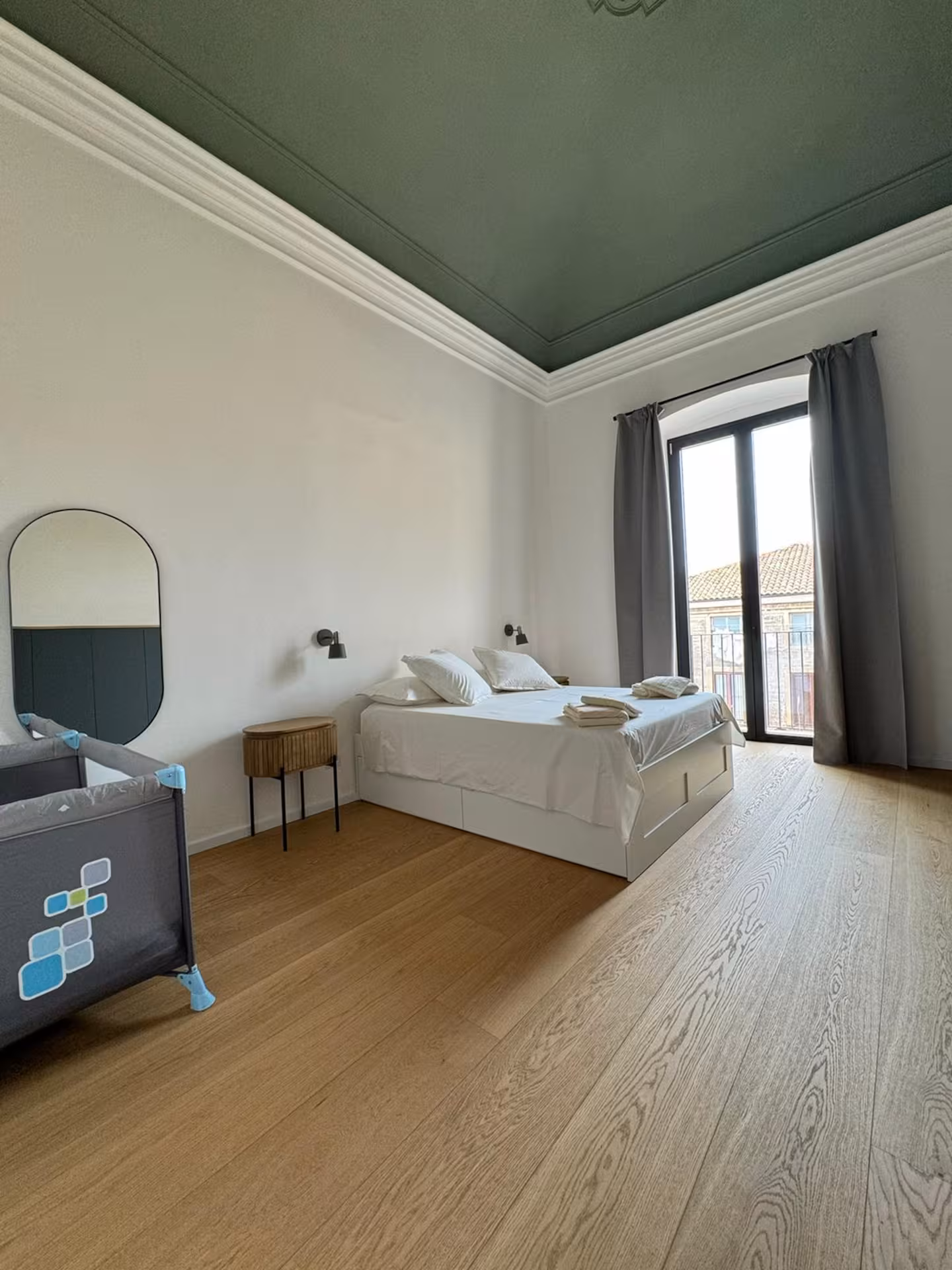 Splendid Apartment Picture